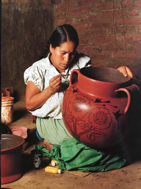 Medium Burnished Clay Pot - Huancito Sale