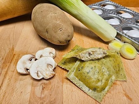 <b>Plant-Based<b>  Potato, Leek, & Mushroom Ravioli in Herb Dough - 12 PC, About 12 OZ Online